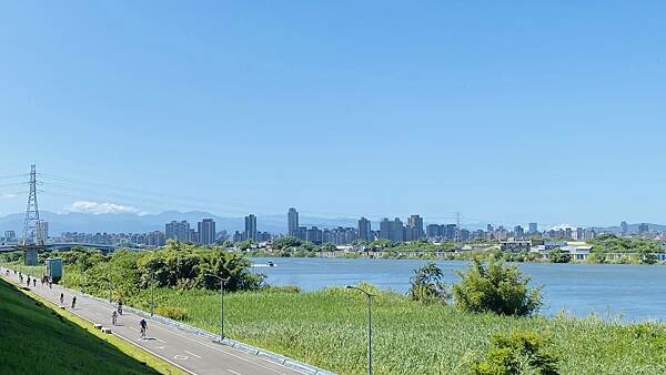 IMG_1497 (2).jpg IMG_1497 (2).jpg