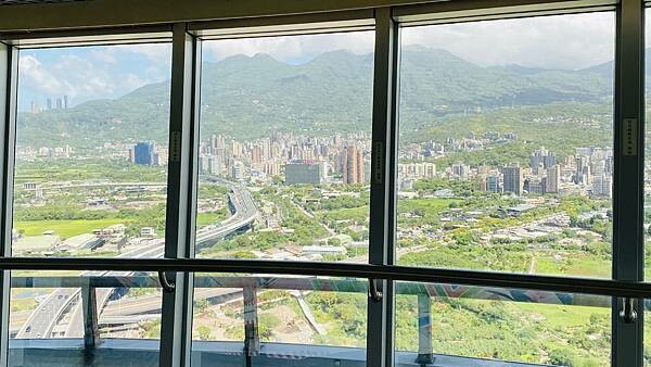 IMG_1585 (1).jpg IMG_1585 (1).jpg