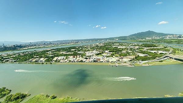 IMG_1562 (2).jpg IMG_1562 (2).jpg