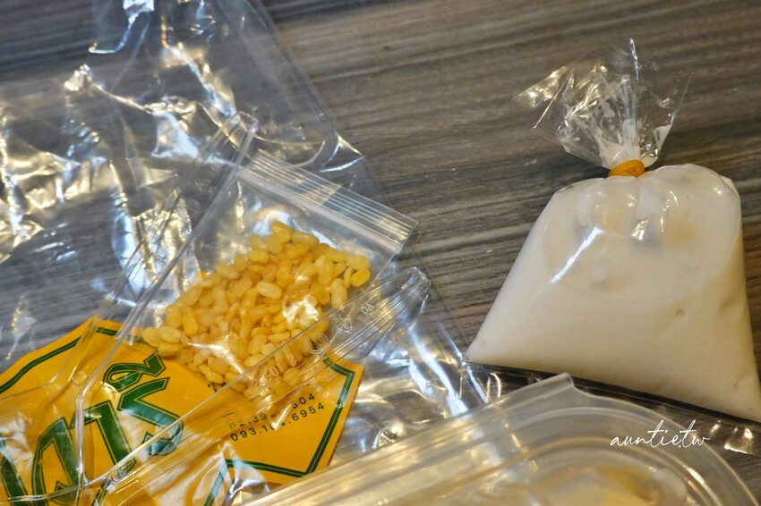 泰國【曼谷】Thong Lor 站｜Mae Varee 芒果糯米飯，香甜芒果熱熱椰漿，曼谷最愛芒果糯米飯沒有之一！