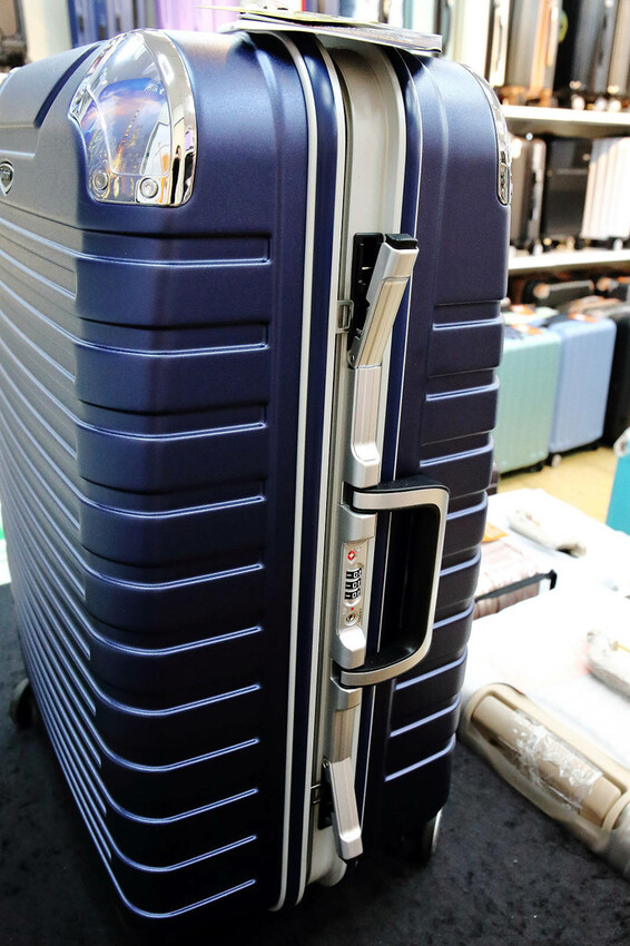 三重行李箱推薦，箱寓三重店新開幕！高顏質、超耐用行李箱品牌推