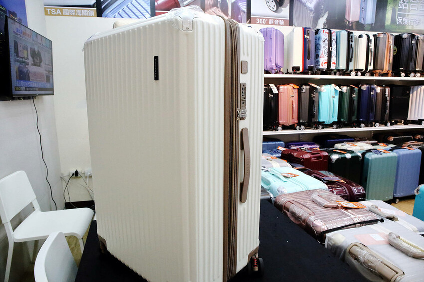 三重行李箱推薦，箱寓三重店新開幕！高顏質、超耐用行李箱品牌推