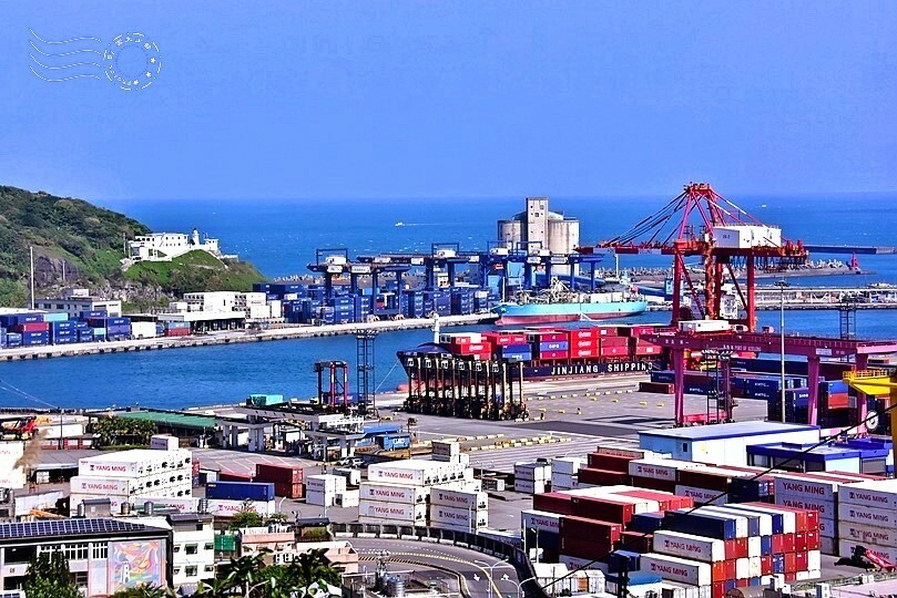 基隆第一貨櫃場海景