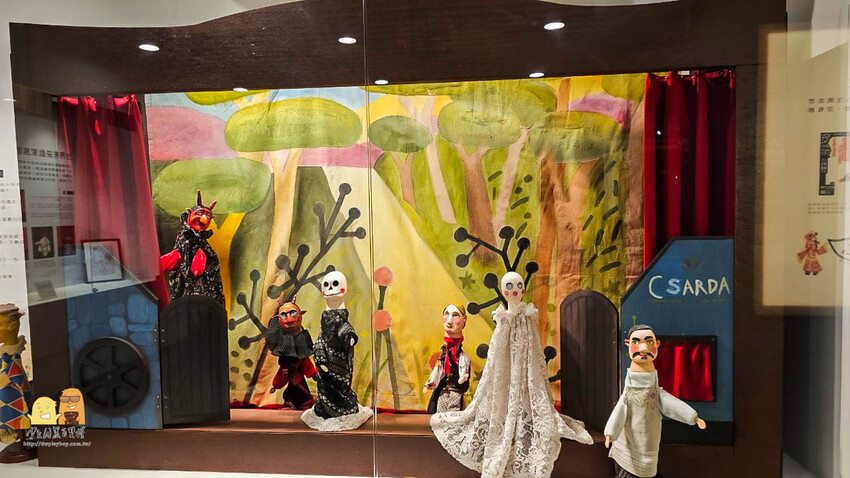 台北市松山區便宜有冷氣附停車場的親子景點 台北偶戲館，超好逛好玩有互動區，世界各國玩偶一次看完