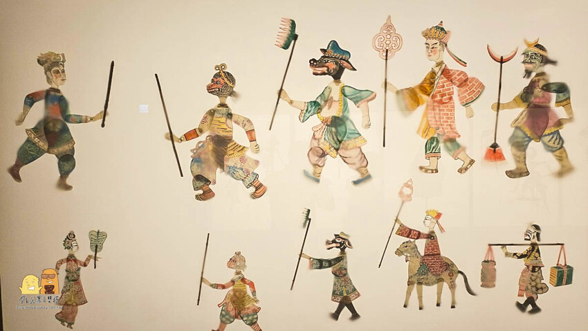 台北市松山區便宜有冷氣附停車場的親子景點 台北偶戲館，超好逛好玩有互動區，世界各國玩偶一次看完