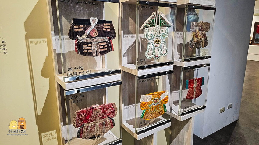 台北市松山區便宜有冷氣附停車場的親子景點 台北偶戲館，超好逛好玩有互動區，世界各國玩偶一次看完