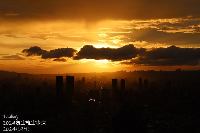 2024象山親山步道👣捷運象山站➱代天殿靈雲宮｜象山步道➱象