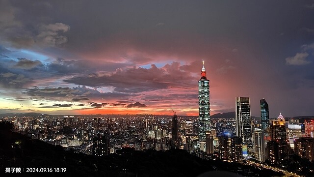 2024象山親山步道👣捷運象山站➱代天殿靈雲宮｜象山步道➱象