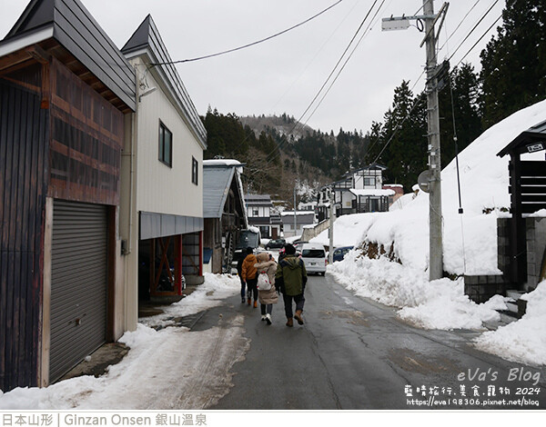 Ginzan Onsen 銀山溫泉-07.jpg