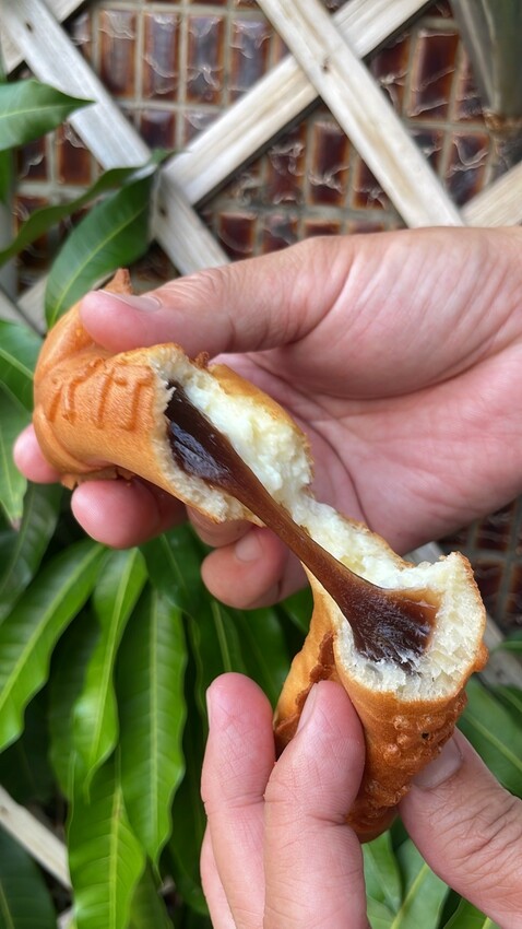 嘉義市東區犬行燒:嘉義隱藏版狗狗造型18公分超長雞蛋糕,火雞肉飯蛋糕太衝擊好吃!手工銅板美食,愛的幸福記憶GOOD LUCK!