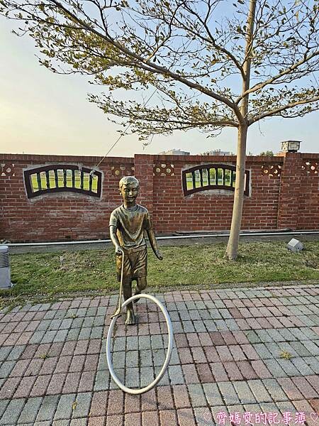 新竹.湖口好客文創園區 / 湖口服務區(三麗鷗家族 / He