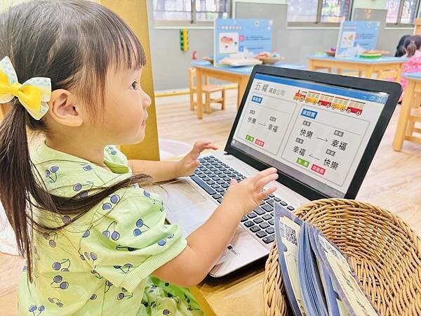 ★桃園親子景點推薦★以車車為主題的『中壢五權親子館』,超擬真