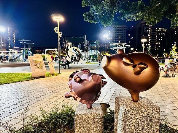 ★台中親子景點推薦★台中最新特色遊戲場『豬事圓滿公園』,全台