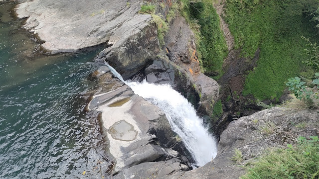 小烏來風景特定區 - 小烏來瀑布 小烏來風景特定區 - 小烏來瀑布