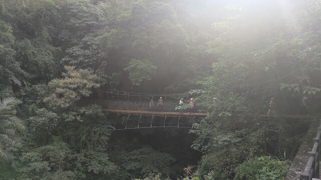 小烏來風景特定區 - 龍鳳瀑布 小烏來風景特定區 - 龍鳳瀑布