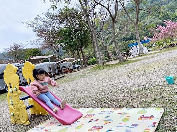 【親子露營推薦】 新竹 威尼斯溫泉露營地 免裝備露營車 乾淨