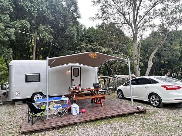 【親子露營推薦】 新竹 威尼斯溫泉露營地 免裝備露營車 乾淨