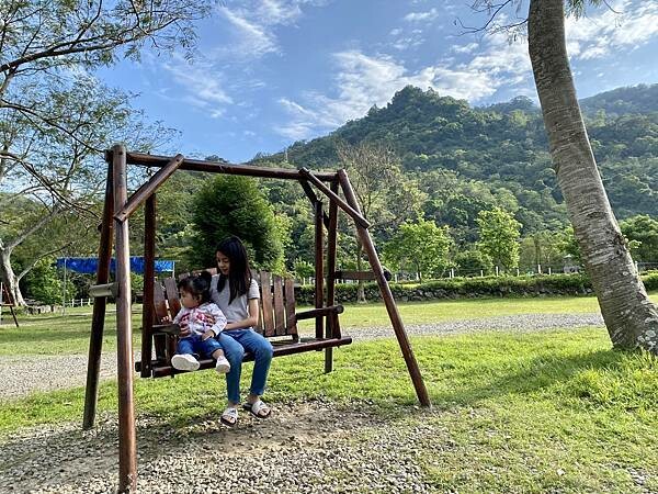 【親子露營推薦】 新竹 威尼斯溫泉露營地 免裝備露營車 乾淨