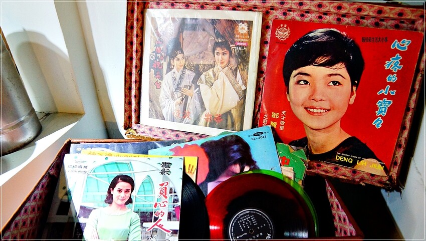 /tmp/php3NRZHU /tmp/php3NRZHU