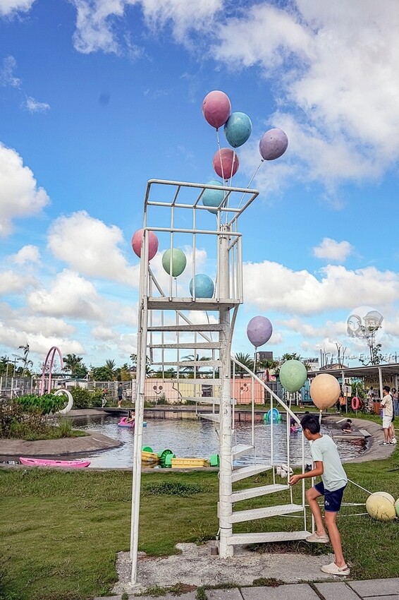 2024宜蘭親子必訪!星夢森林劇場-超萌握手水豚、造型雪花冰,拍貼、戲水獨木舟,親子共遊最棒選擇!DSC08411-2.jpg 2024宜蘭親子必訪!星夢森林劇場-超萌握手水豚、造型雪花冰,拍貼、戲水獨木舟,親子共遊最棒選擇!DSC08411-2.jpg