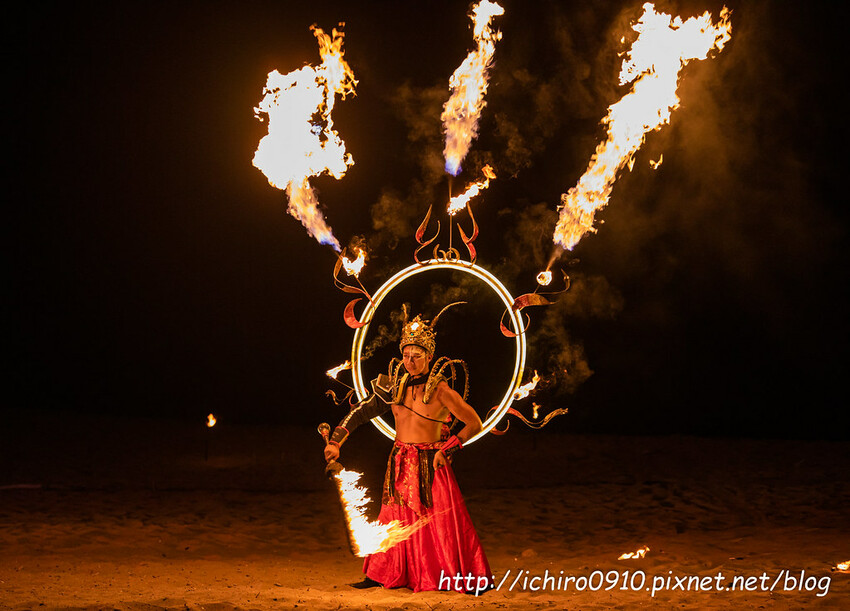 新北市金山區【新北活動】2024北海夜金閃閃-北海潮與火│金山中角灣衝浪基地沙灘區│交通‧公車‧台灣好行│如何拍火舞‧拍攝