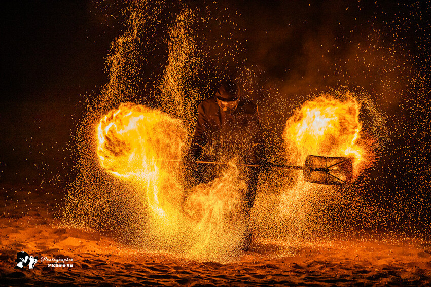 新北市金山區【新北活動】2024北海夜金閃閃-北海潮與火│金山中角灣衝浪基地沙灘區│交通‧公車‧台灣好行│如何拍火舞‧拍攝