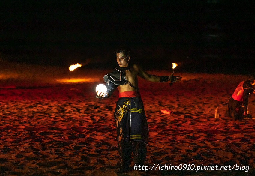 新北市金山區【新北活動】2024北海夜金閃閃-北海潮與火│金山中角灣衝浪基地沙灘區│交通‧公車‧台灣好行│如何拍火舞‧拍攝