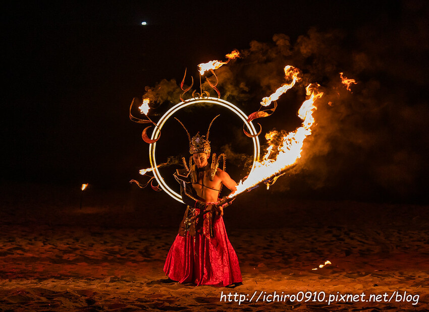 新北市金山區【新北活動】2024北海夜金閃閃-北海潮與火│金山中角灣衝浪基地沙灘區│交通‧公車‧台灣好行│如何拍火舞‧拍攝