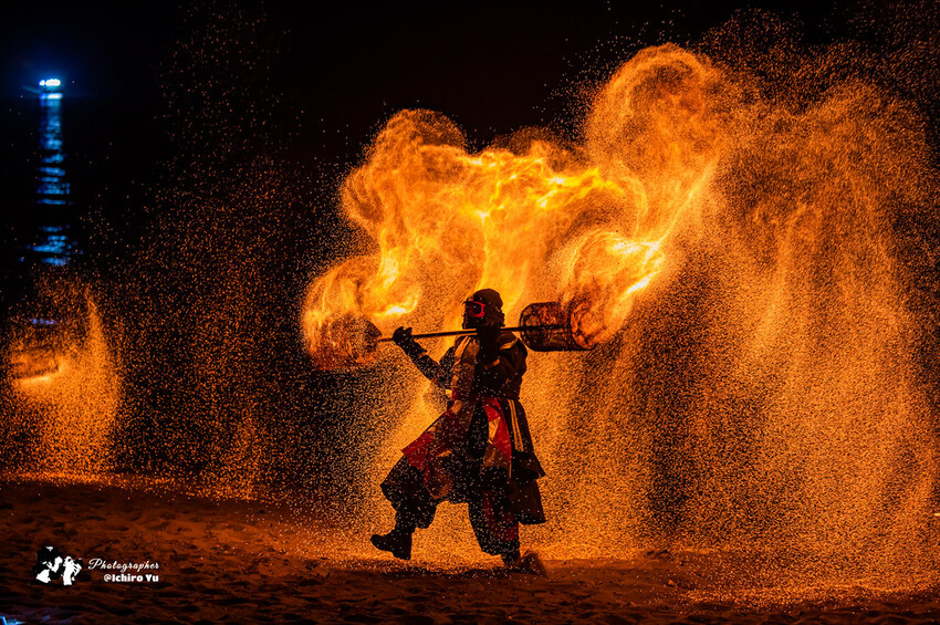 新北市金山區【新北活動】2024北海夜金閃閃-北海潮與火│金山中角灣衝浪基地沙灘區│交通‧公車‧台灣好行│如何拍火舞‧拍攝