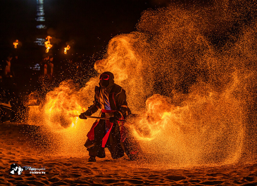 新北市金山區【新北活動】2024北海夜金閃閃-北海潮與火│金山中角灣衝浪基地沙灘區│交通‧公車‧台灣好行│如何拍火舞‧拍攝