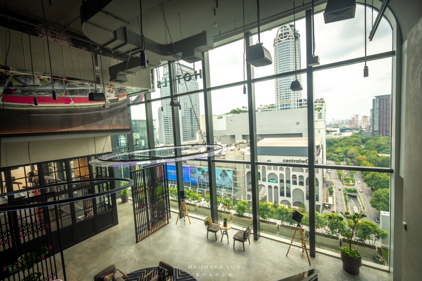 泰國【泰國曼谷住宿推薦】MOXY BANGKOK RATCHAPRASONG ～曼谷全新開幕的時尚飯店，近BTS Siam站去四面佛、水門