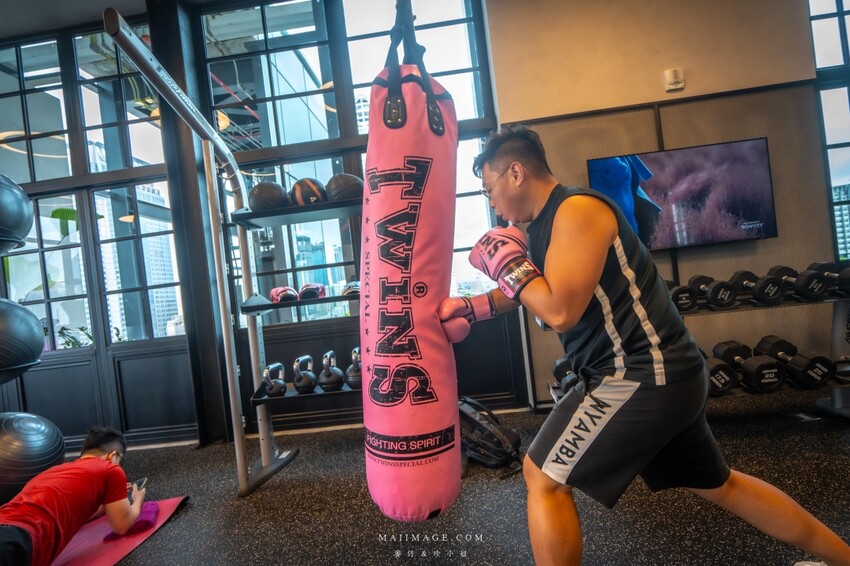 泰國【泰國曼谷住宿推薦】MOXY BANGKOK RATCHAPRASONG ～曼谷全新開幕的時尚飯店，近BTS Siam站去四面佛、水門