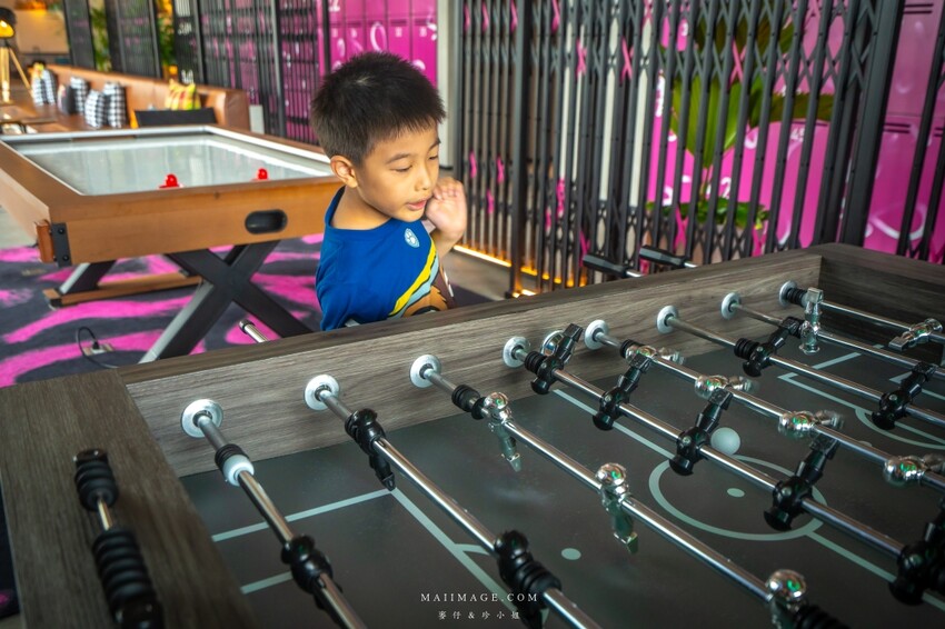 泰國【泰國曼谷住宿推薦】MOXY BANGKOK RATCHAPRASONG ～曼谷全新開幕的時尚飯店，近BTS Siam站去四面佛、水門