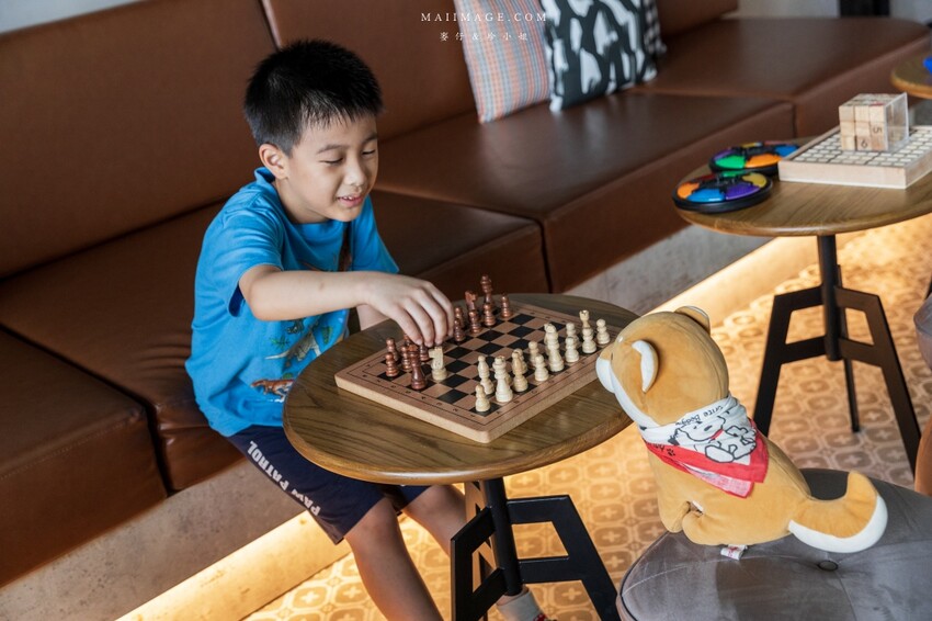 泰國【泰國曼谷住宿推薦】MOXY BANGKOK RATCHAPRASONG ～曼谷全新開幕的時尚飯店，近BTS Siam站去四面佛、水門