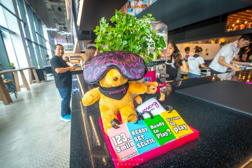 泰國【泰國曼谷住宿推薦】MOXY BANGKOK RATCHAPRASONG ～曼谷全新開幕的時尚飯店，近BTS Siam站去四面佛、水門