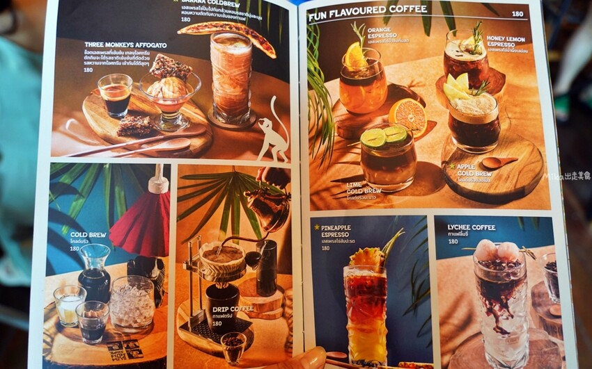 普吉島超人氣三隻猴子餐廳!原始叢林美景中的下午茶,搭配刺激的滑索體驗。