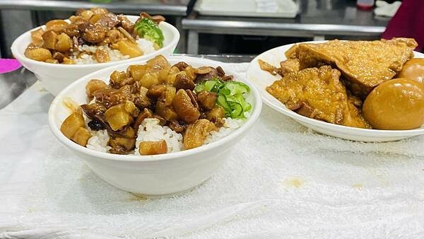 IMG_6220 (1).jpg IMG_6220 (1).jpg