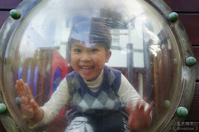 宜蘭縣宜蘭市宜蘭中山國小滑溜梯》5個遊戲區13道溜滑梯,大碗公溜滑梯、二層樓磨石子溜滑梯、帆船造型的溜滑梯、幼兒園