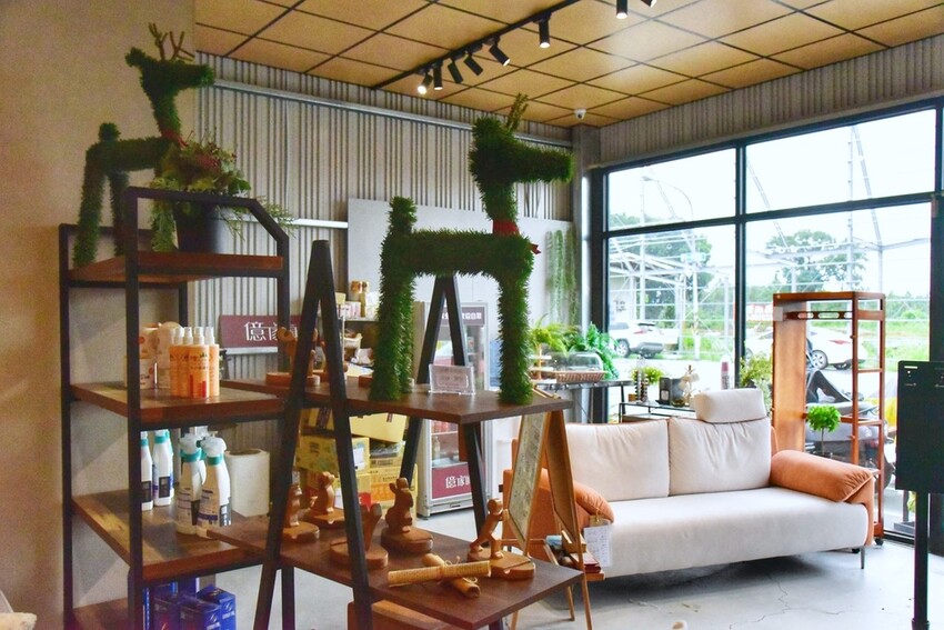 億家具批發倉庫 屏東店|