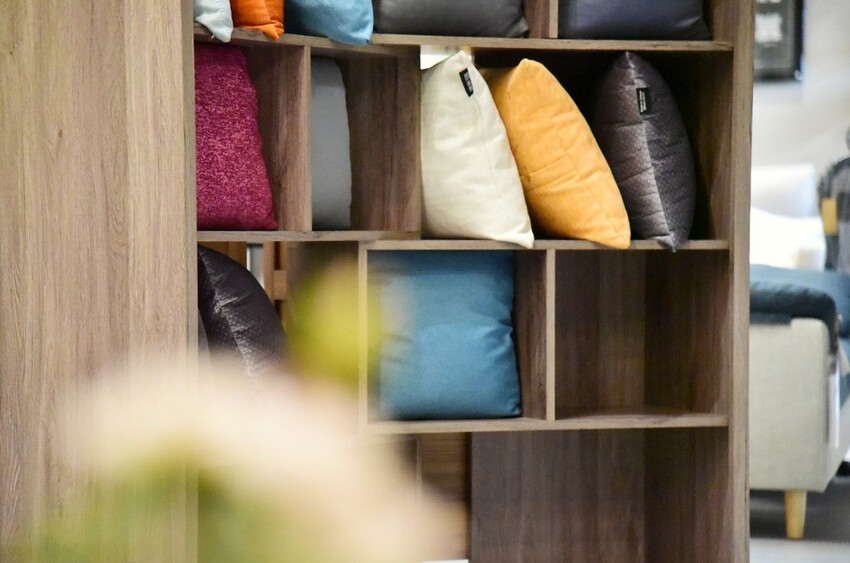 億家具批發倉庫 屏東店|