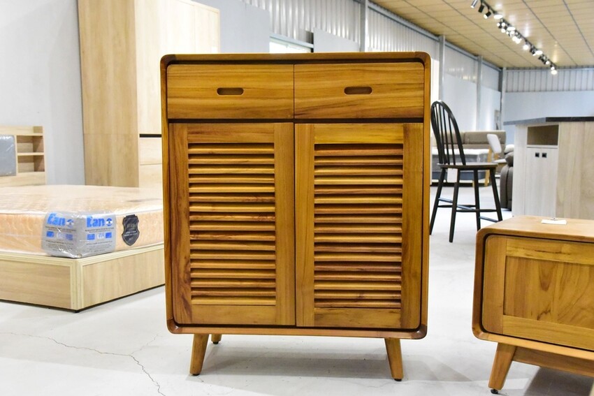 億家具批發倉庫 屏東店|