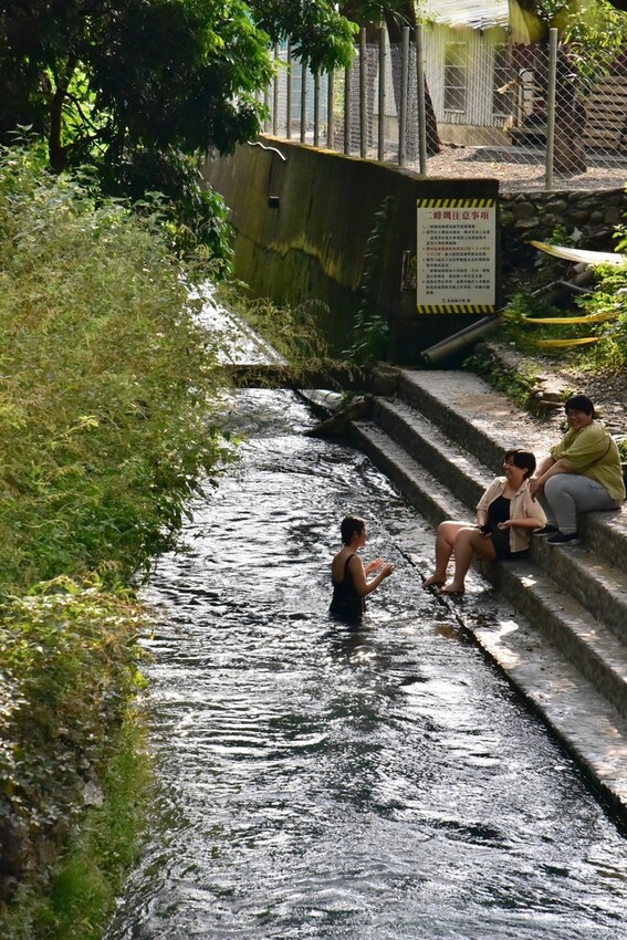 屏東來義鄉｜走讀二峰圳導覽 喜樂發發吾公園 手作體驗-排灣族
