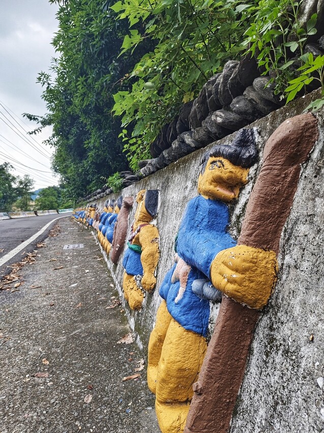 屏東來義鄉｜走讀二峰圳導覽 喜樂發發吾公園 手作體驗-排灣族