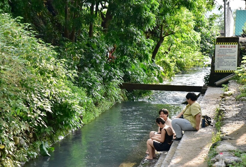 屏東來義鄉｜走讀二峰圳導覽 喜樂發發吾公園 手作體驗-排灣族