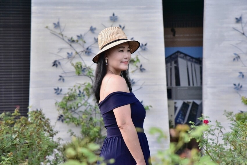 苗栗頭屋鄉|雅聞七里香玫瑰森林 依山型建造為主題的玫瑰花園 雅聞觀光工廠玫瑰季 全台五館免門票免費開放入園|西莉亞玩樂人生 苗栗頭屋鄉|雅聞七里香玫瑰森林 唯一 雅聞觀光工廠