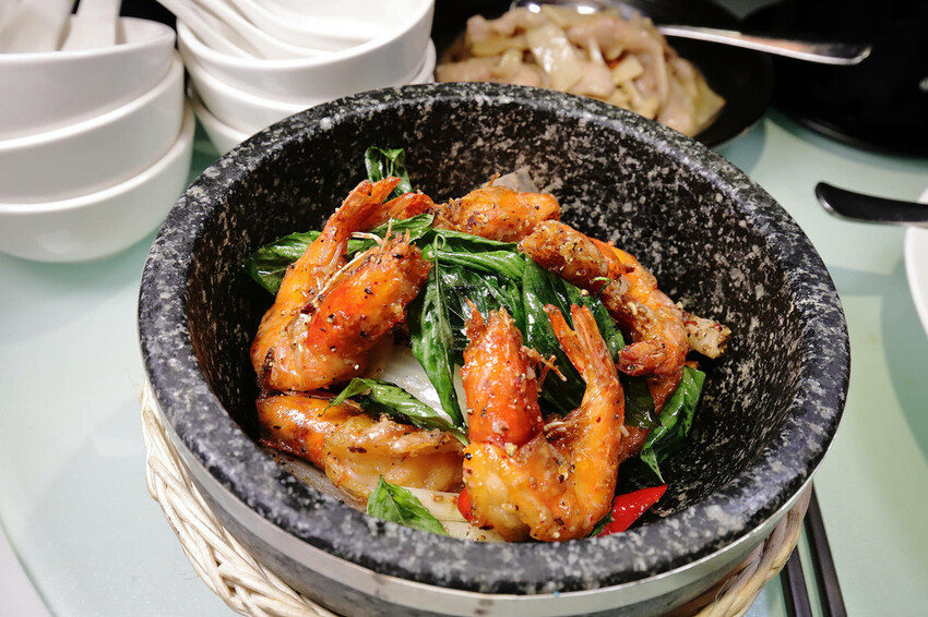 悠遊逛週年慶!讓你優雅逛街也不失美麗!輕鬆享優惠〜饗美食〜想