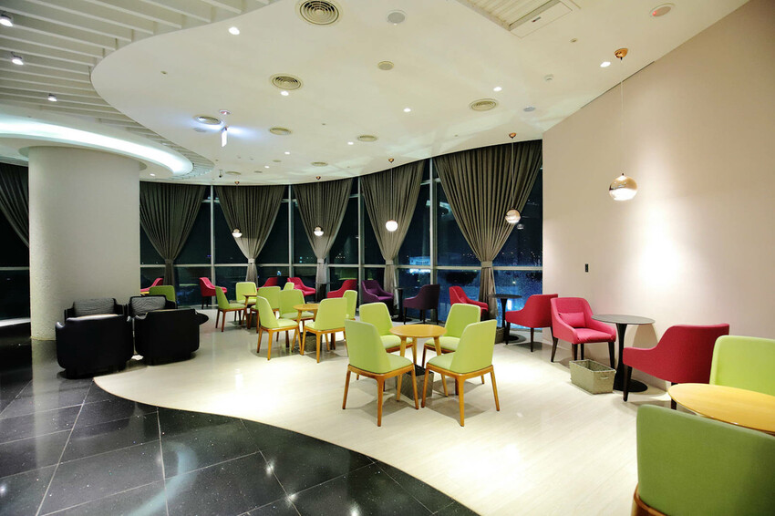 悠遊逛週年慶!讓你優雅逛街也不失美麗!輕鬆享優惠〜饗美食〜想