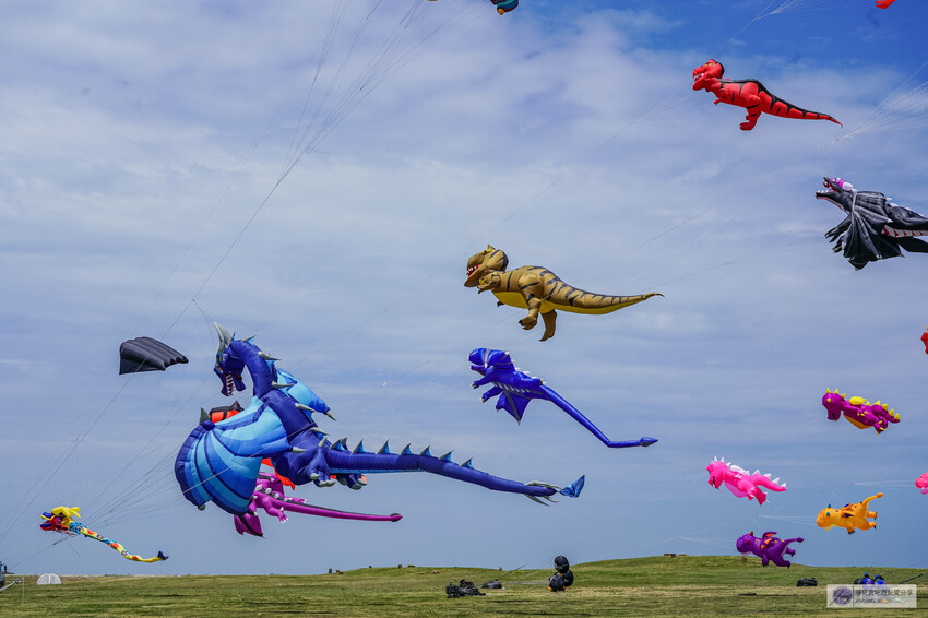 新竹國際風箏節登場!亞洲首秀「Dragon Day」巨龍風箏現身南寮漁港。