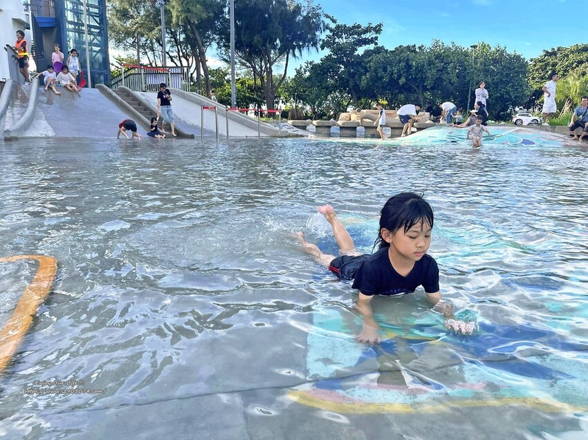 新竹-南寮親子沙灘(南寮兒童挖沙玩水遊憩區)✔免門票✔玩水玩