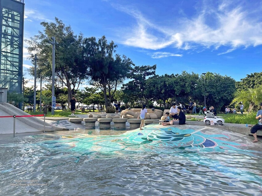 新竹-南寮親子沙灘(南寮兒童挖沙玩水遊憩區)✔免門票✔玩水玩